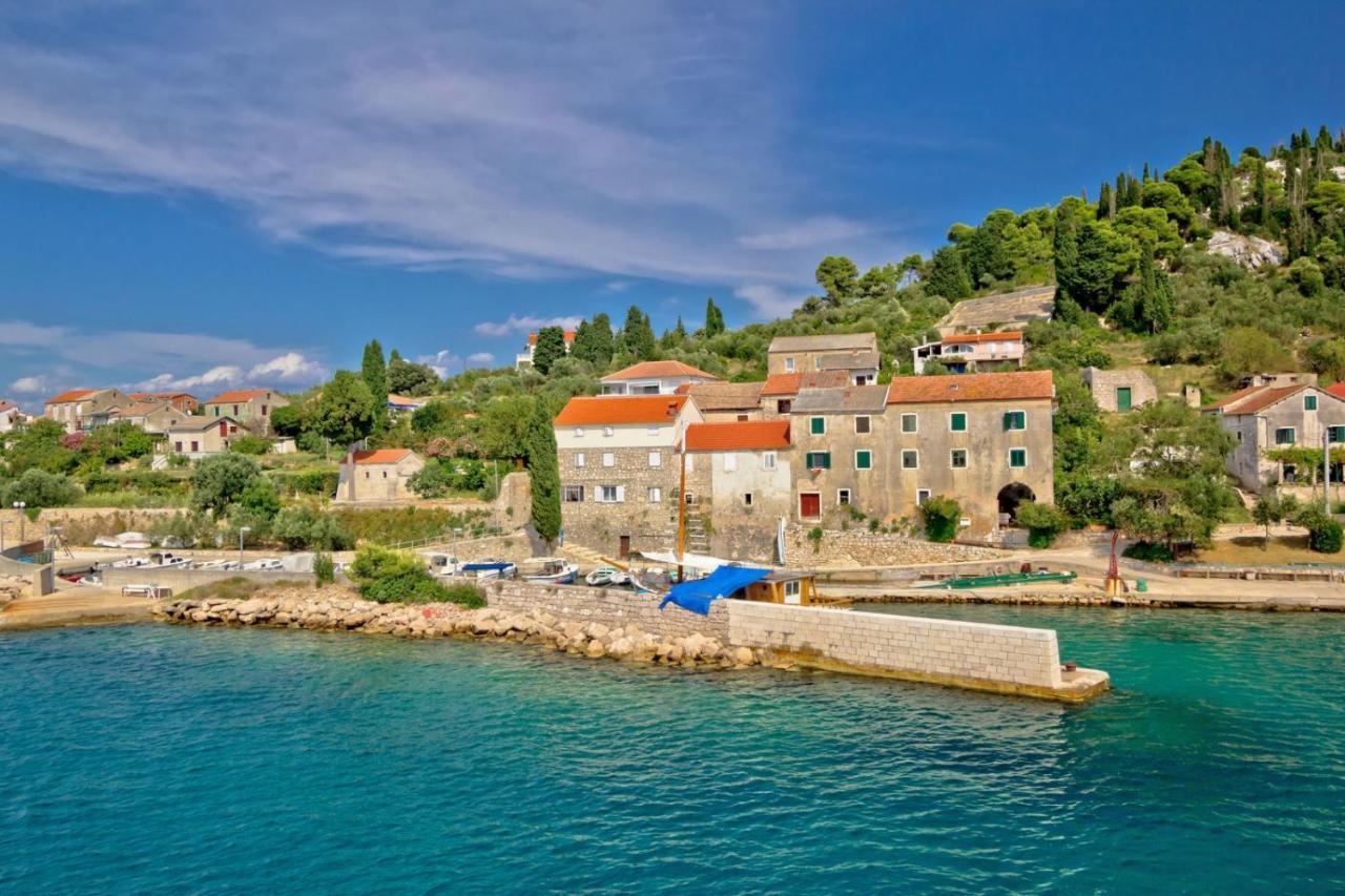 Studio Apartment In Preko With Sea View, Terrace, Air Conditioning, Wi-Fi Esterno foto